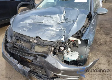 2019 Volkswagen Golf Sportwagen 1.4T S/1.4T Se z USA, uszkodzony, nr VIN 3VWY57AUXKM511825